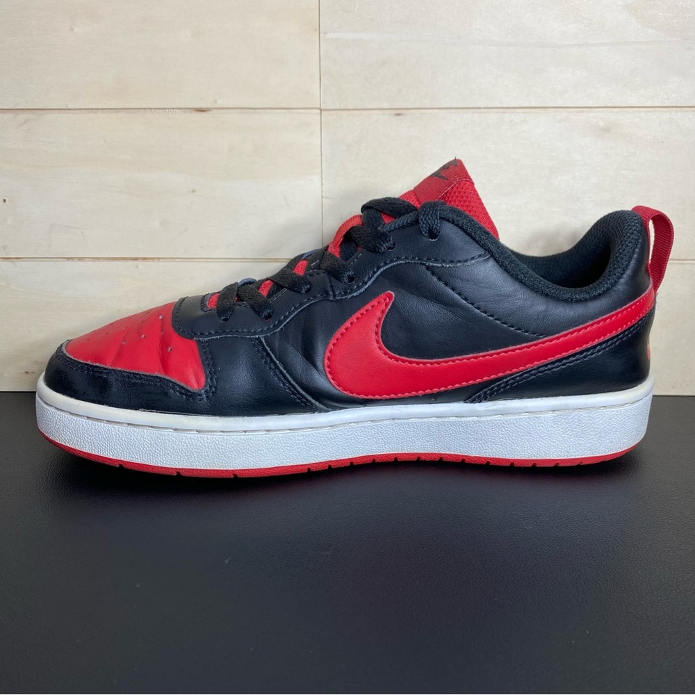 Nike Court Borough Red Black Unisex Kid's Youth Size 6Y Shoes Sneakers BQ5448007 - Picture 2 of 11
